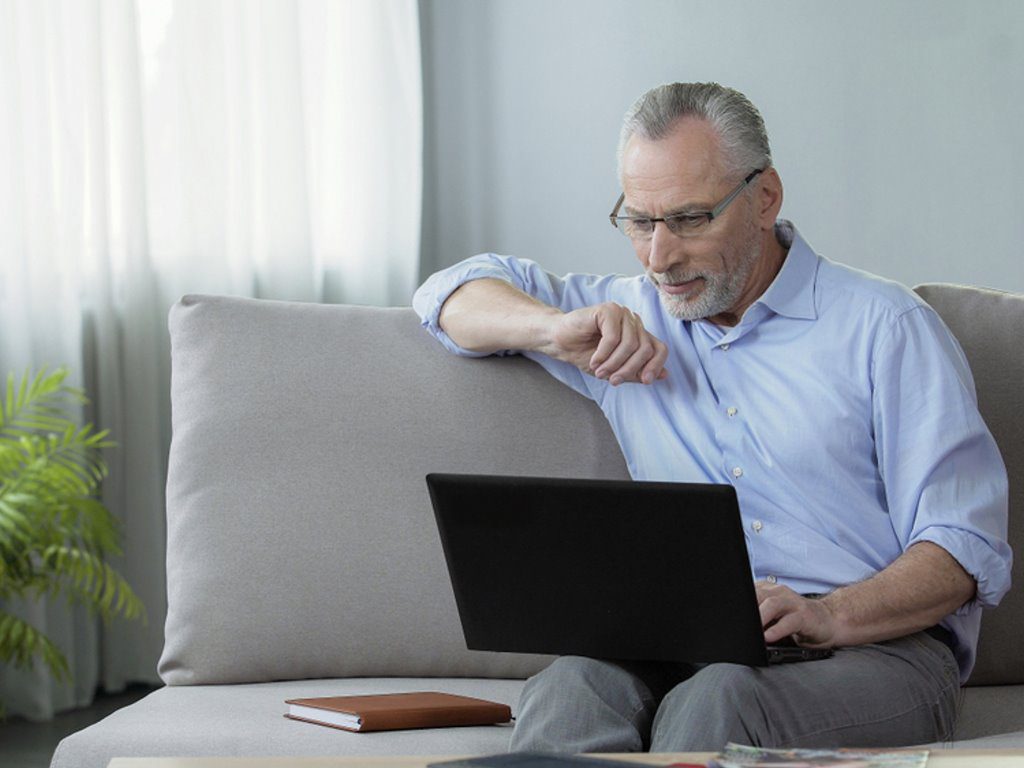 Maintaining Healthy and Fulfilling Senior Relationships